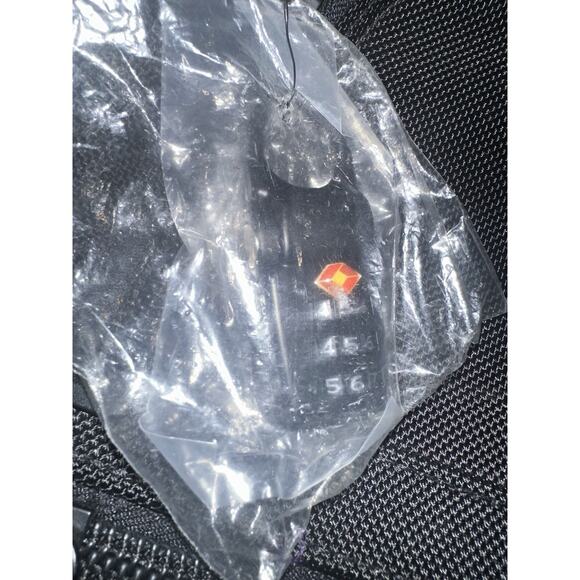 Tumi Trifold Garment Bag Ballistic Nylon Carry On Compact - Picture 13 of 16